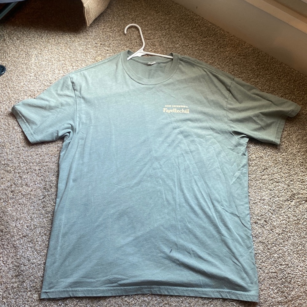 Men’s XL Fayetteville t shirt